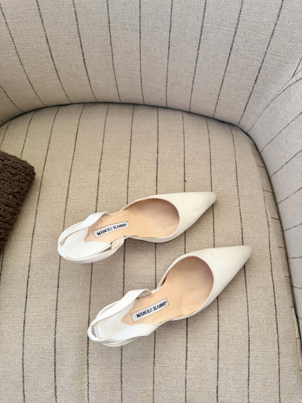 Manolo Blahnik Off-White Silk Slingback Heels Size 6.5/36.5